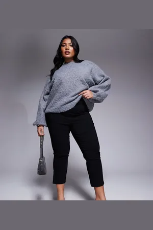 In The Style X Natalya Wright - Sorte capri-bukser med sideslids i bengalin - Kun hos ASOS