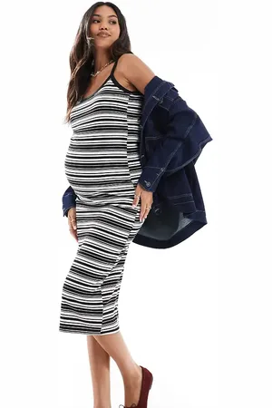 Mama;licious Mamalicious Maternity - Midikjole med monokrome striber i jersey