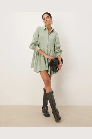 ASOS Smock-minikjole med peplumkant i fløjl