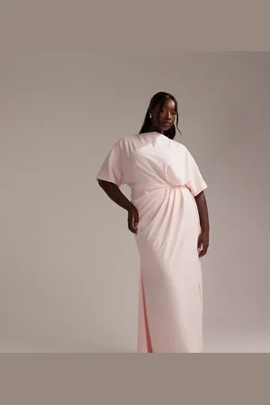 ASOS ASOS DESIGN Curve - Brudepiger - Sart lyserød maxikjole i crepe med lige hals og T-shirtærmer og minimalistiske draperinger