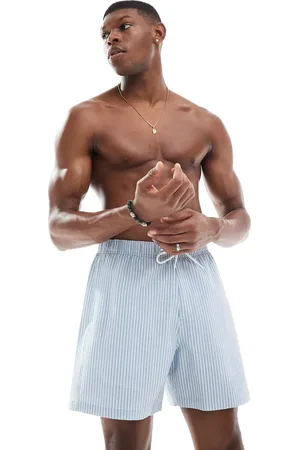 Hollister 6-tommer-badeshorts med blå striber i bæk-og-bølge-stof