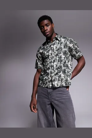 Armani Exchange Grøn skjorte med korte ærmer og palmeprint