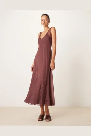 ASOS Chokoladebrun midikjole med indsyede detaljer og blonder i chiffon