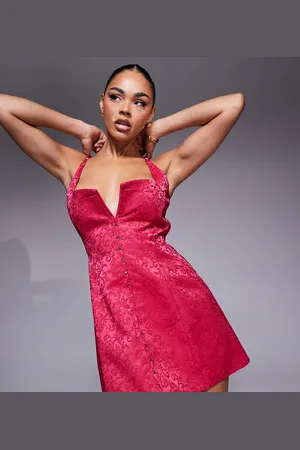 Murci Pink minikjole med struktureret hakdetalje og hægter og jacquardvævet blomstermønster - Kun hos ASOS