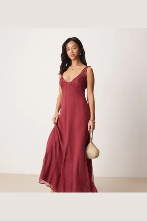 ASOS ASOS DESIGN Petite - Hindbærfarvet maxikjole i chiffon og blondemateriale med kiler i sømkanten-Multifarvet