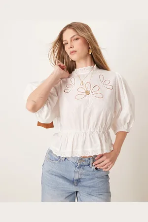 Gina Tricot Bluse med pufærmer og broderet cutwork foran