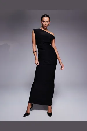 Fashionkilla Maxikjole med stram bodycon-pasform og dobbelt formgivende effekt med asymmetrisk halsudskæring og rynker