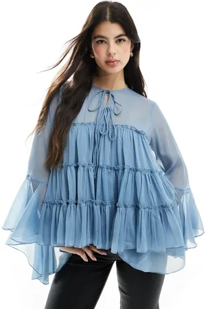 ASOS Lagdelt og bluse med bindefront og flæsekanter