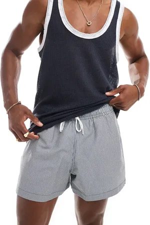 Abercrombie & Fitch Hvide og sorte pull-on-badeshorts på 5 tommer med striber i bæk-og-bølge-stof
