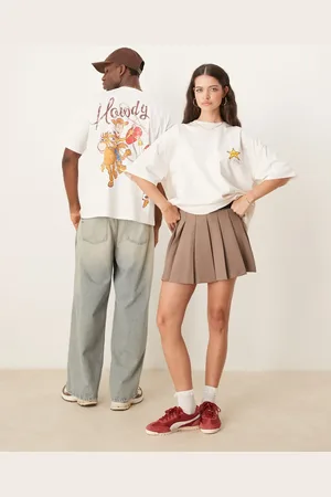 ASOS Beige oversized T-shirt med 