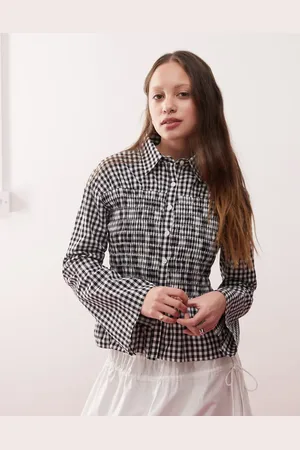 Reclaimed Sort og hvid skjorte med tætsiddende talje og gingham-tern