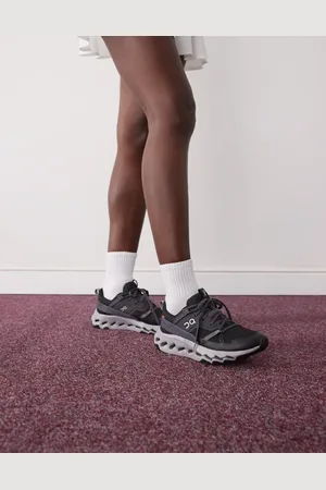 On Running ON - Cloudhorizon Performance Outdoor - Sorte sneakers