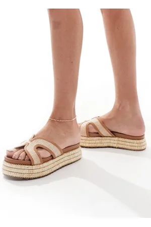 SEQWL Naturfarvede flatform-sandaler med strop i raffia-Neutral