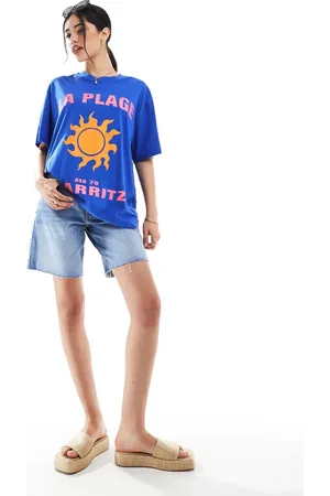 Bershka Lange, højtaljede og denimshorts med flossede kanter