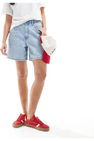 Abercrombie & Fitch Curve Love - Denimshorts i lyseblå vask i løstsiddende pasform