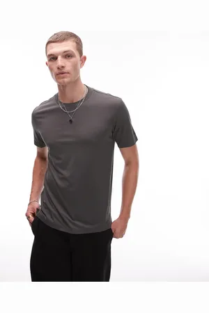 MANGO Performance - Kakigrøn åndbar T-shirt