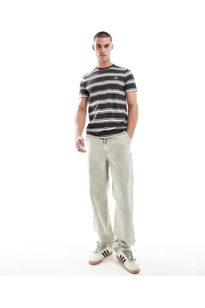 Fred Perry Og marineblå T-shirt med fine horisontale striber