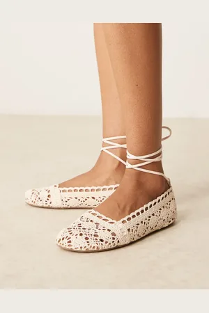 ASOS Larissa - Naturfarvede hæklede ballerinaer med bindebånd om anklen-Hvid