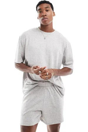 ASOS Loungesæt med T-shirt og shorts i grå striber