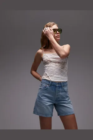 Topshop Editor - Denimshorts i afbleget lyseblå