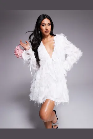 Jaded Rose Elfenbenshvid babydoll-minikjole med imiterede fjer