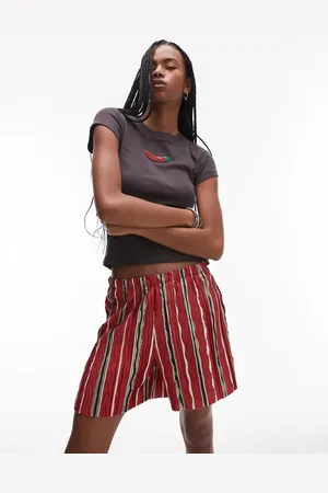 Topshop Røde shorts med vide ben, plisseringer og striber