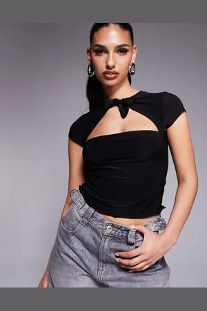 ASOS Tætsiddende top med korte ærmer og bindedetalje
