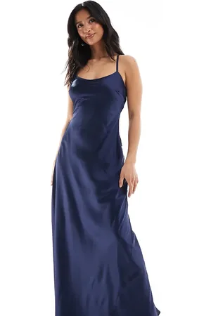 TFNC Brudepiger - Marineblå cami-maxikjole i satin med bindebånd i chiffon på ryggen