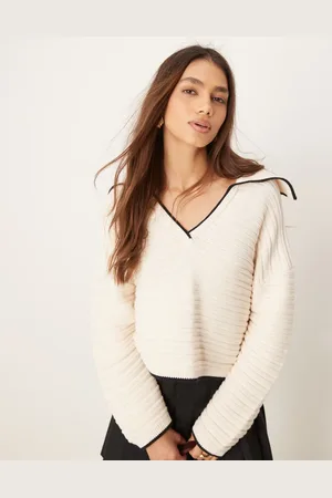 ASOS Cremehvid striktrøje med kontrastkanter og krave