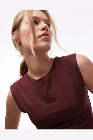 Topshop Tætsiddende top med korte ærmer