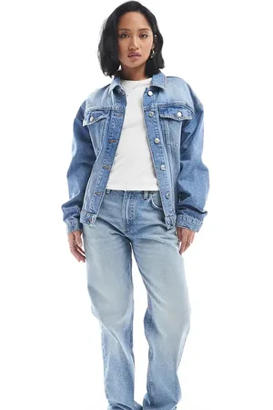 Pull&Bear Petite - Mellemblå jeans med lige ben og mellemhøj talje
