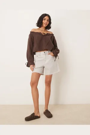 Abercrombie & Fitch Vasket råhvide klassiske løstsiddende shorts med høj talje og flossede kanter