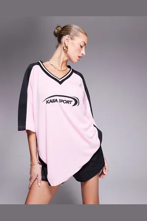 Kaiia Sport - Pink/sort oversized fodboldtrøje med V-hals