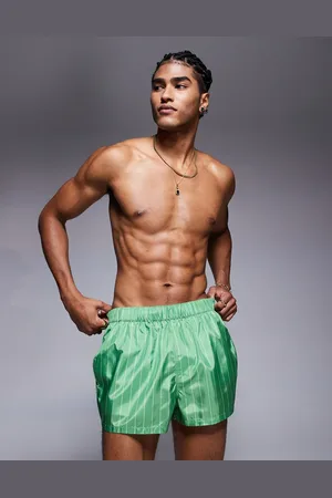 ASOS Korte badeshorts med grønne striber