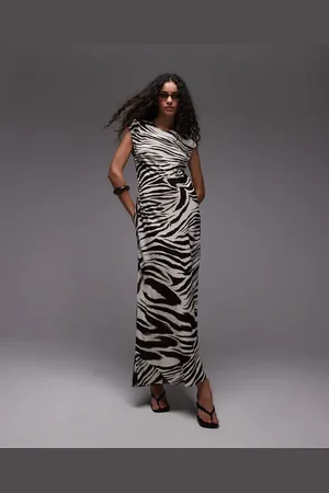 MANGO Midikjole med lige hals og zebraprint
