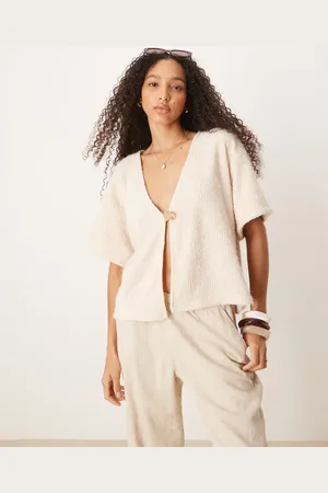 ASOS Kortærmet cremehvid cardigan i blød chenille-strik med guldfarvet knapdetalje
