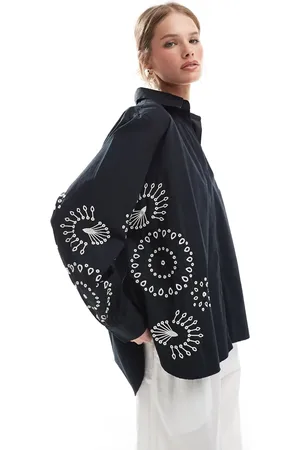French Connection Cambria - Sort skjorte med broderier i bomuld