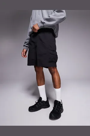 The North Face Sorte cargoshorts med lommer og logo