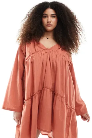 Esmée Esmée Curve - lagdelt mini-strandkjole med lange ærmer - Kun hos ASOS-Orange