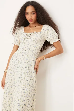New Look Cremefarvet milkmaid-midikjole i krølstof med blomstermønster-Hvid