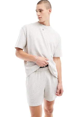ASOS Stribet ribstrikket loungesæt med T-shirt og shorts-Neutral