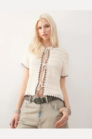Reclaimed Cardigan i hæklet materiale med korte ærmer og tæppesyninger-Hvid