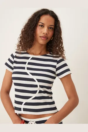 ASOS Baby-T-shirt med knapdetaljer og marineblå/hvide striber - Del af sæt-Ingen farve