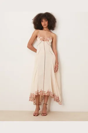 ASOS Cremehvid cami-midikjole med kontrastbroderinger og stigesyning