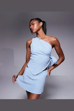 Princess Polly Sæt med oneshoulder-top med bindebånd i siden og flagrende mininederdel med blå og hvide gingham-tern-Multifarvet