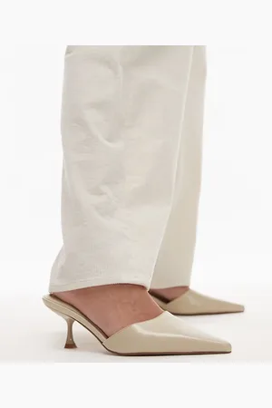 Topshop Dorota - Cremefarvede spidse mules med kitten-hæl-Hvid