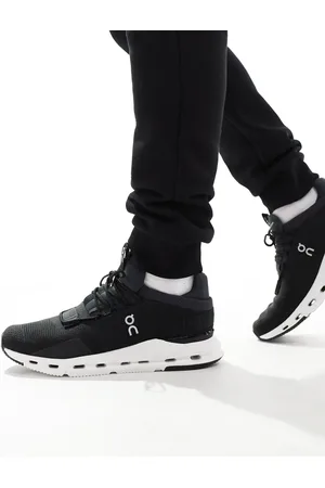 On Running ON - Cloudnova All Day - Sorte sneakers-Hvid