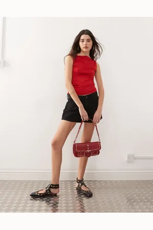 Weekday Sorte denimshorts med lav talje i løstsiddende pasform