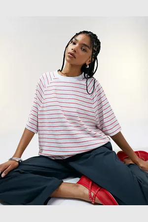 ASOS Kortærmet raglan-T-shirt med teksturerede vintage-striber i rød-Grå