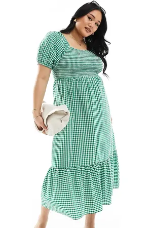 Esmée Mørkegrøn maxi-strandkjole med offshoulder-snit, pufærmer og rynker over brystet i gingham-tern
